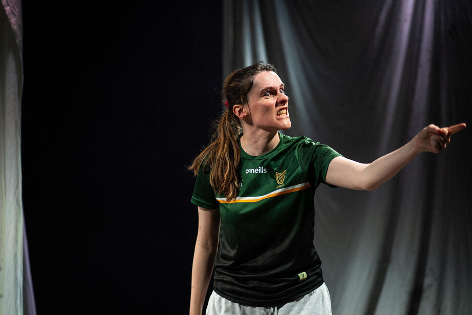 Bird About Town, Dublin Fringe 2024. Image by Stephen Golden.